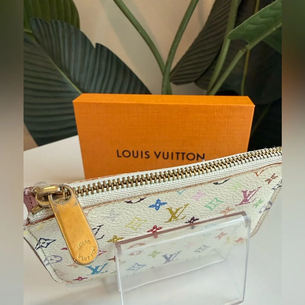 Louis Vuitton ‘Murakami Pochette Cles’